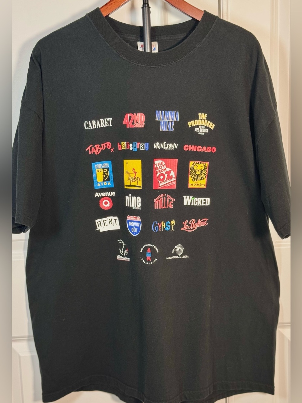 Vintage Y2K Broadway Cares Musical Theater Graphic T Shirt 2XL Hanes Beefy
